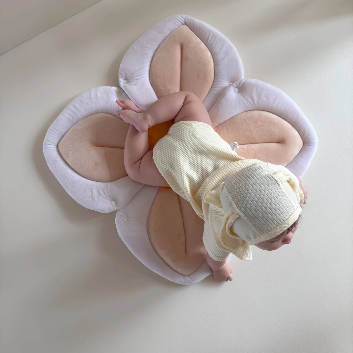 Flower Baby Bath Pad for Safe and Comfortable Bathing Experience